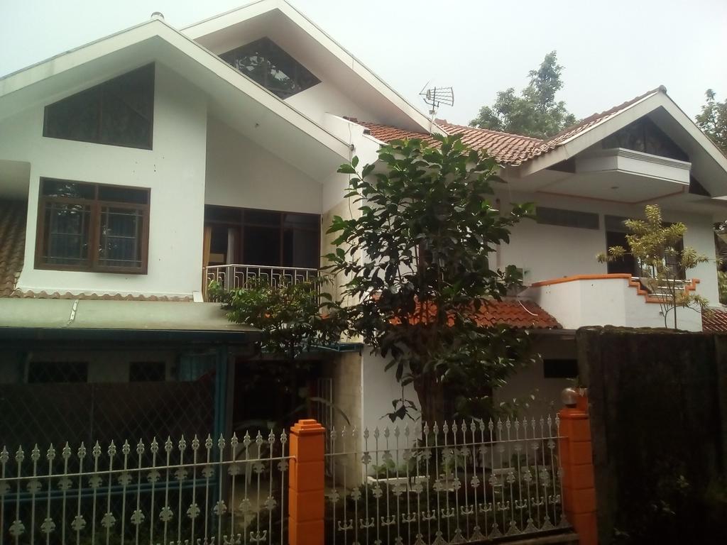 Simply Homy Guest House Pasteur Bandung Bagian luar foto