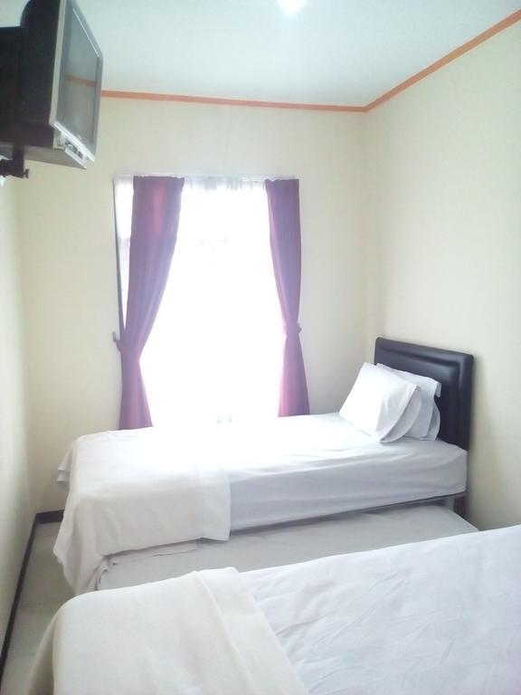 Simply Homy Guest House Pasteur Bandung Bagian luar foto