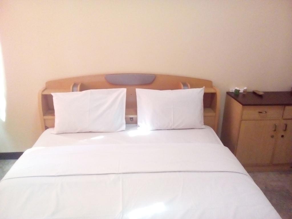 Simply Homy Guest House Pasteur Bandung Bagian luar foto