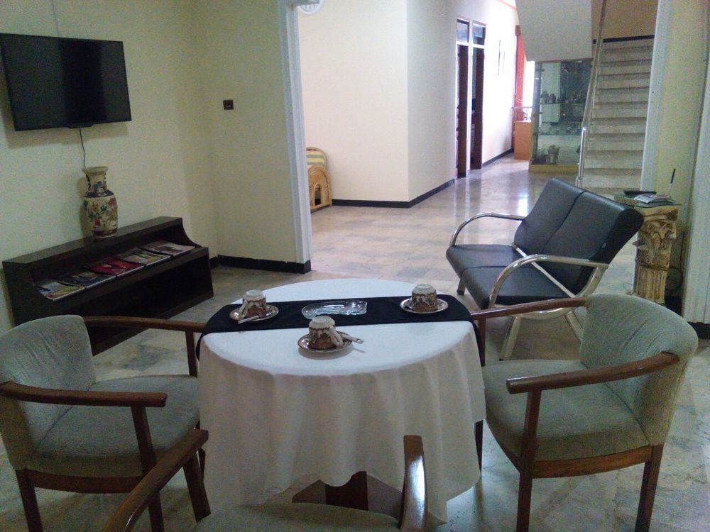Simply Homy Guest House Pasteur Bandung Bagian luar foto