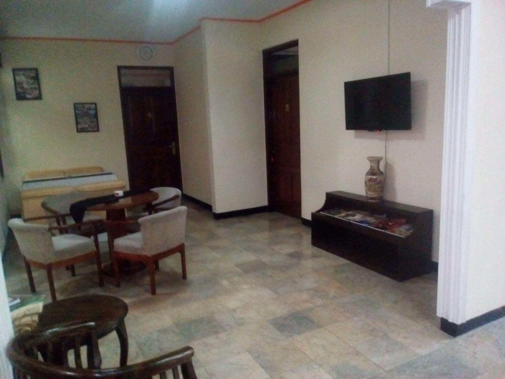 Simply Homy Guest House Pasteur Bandung Bagian luar foto