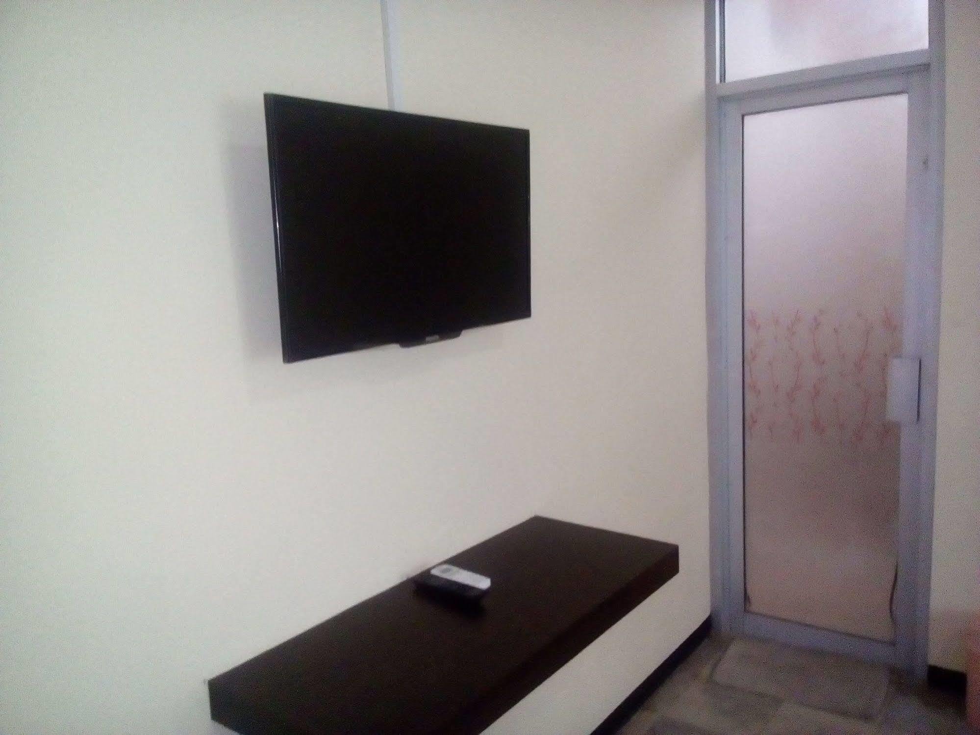 Simply Homy Guest House Pasteur Bandung Bagian luar foto